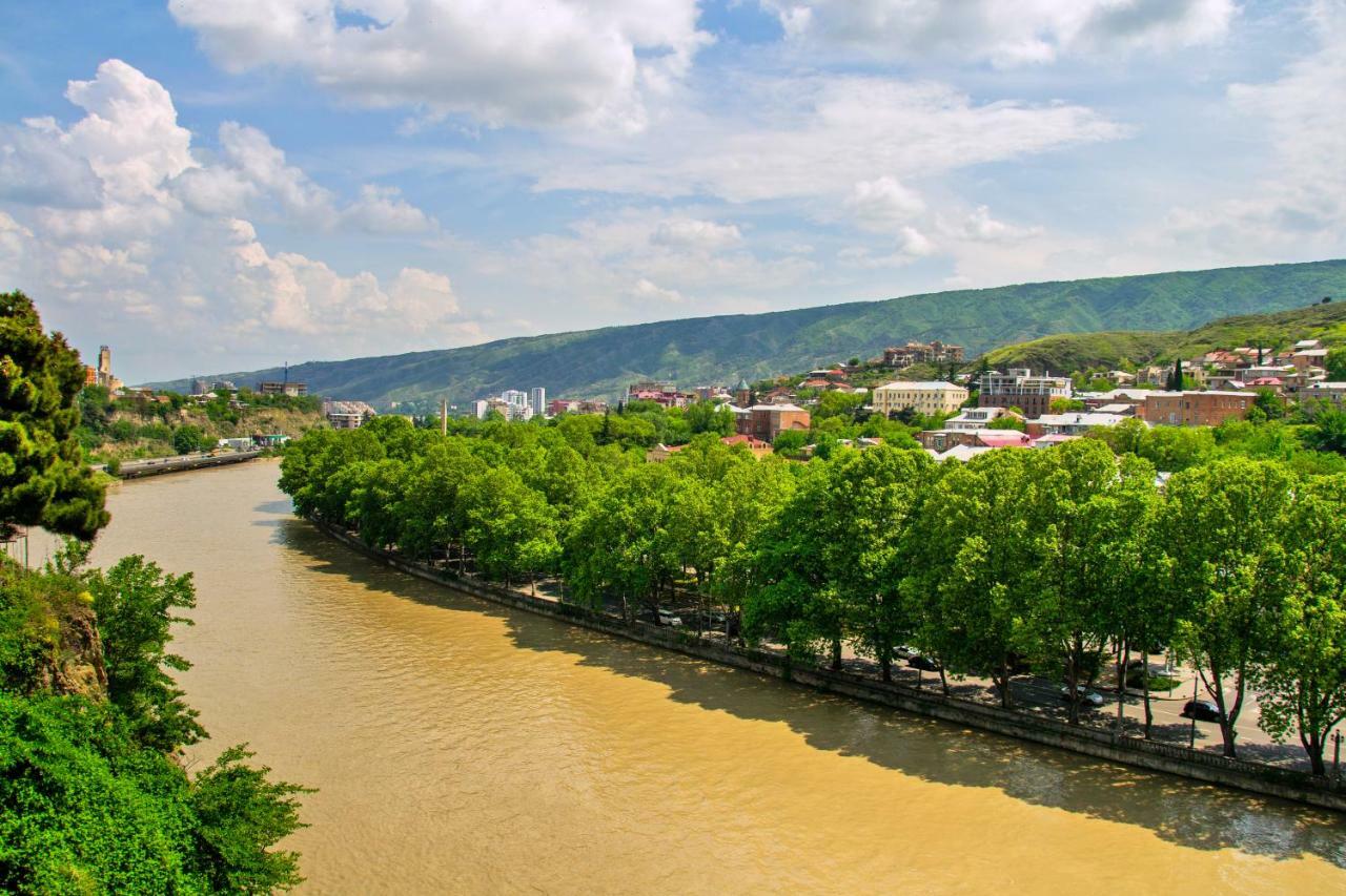 Apartments Of Aurumi Tbilisi Bagian luar foto