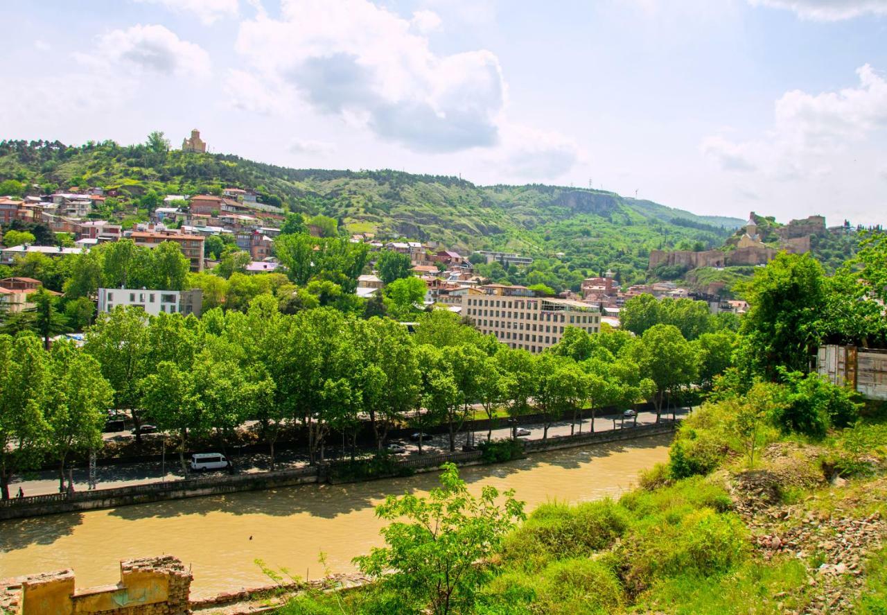 Apartments Of Aurumi Tbilisi Bagian luar foto